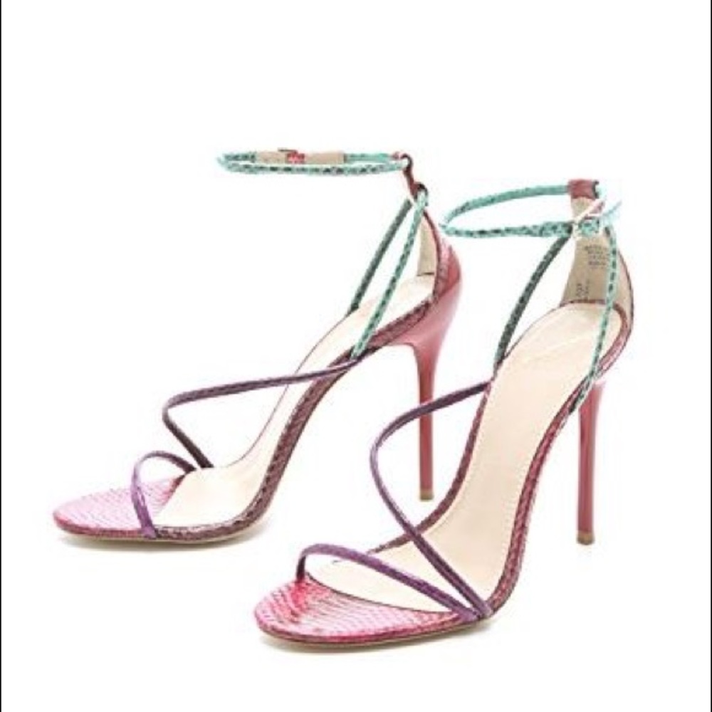 B Brian Atwood heels
